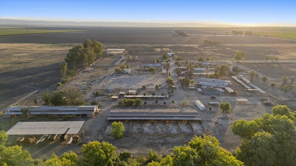 More Photos Of 8661 Herring Rd, Bakersfield Land For Sale