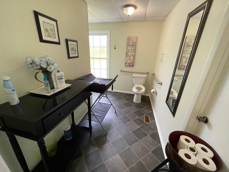 More Photos Of 1945 Old Earnhardt Rd, Kannapolis Religious Facility For Sale