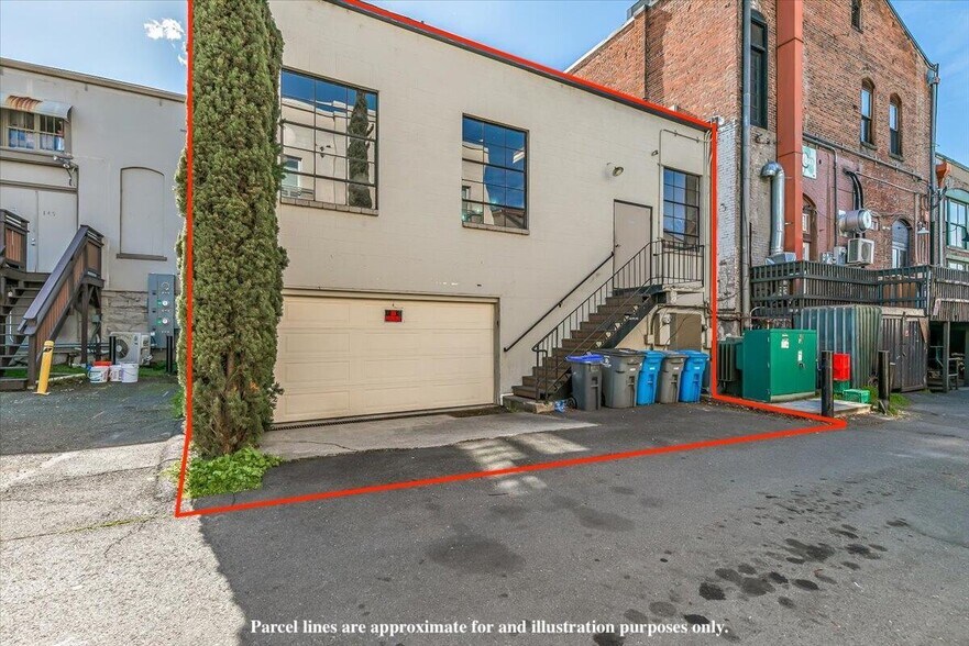 More Photos Of 145 E Main St, Ashland Restaurant For Sale