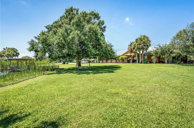 More Photos Of 455 74th Ave, Vero Beach Horse Stables For Sale