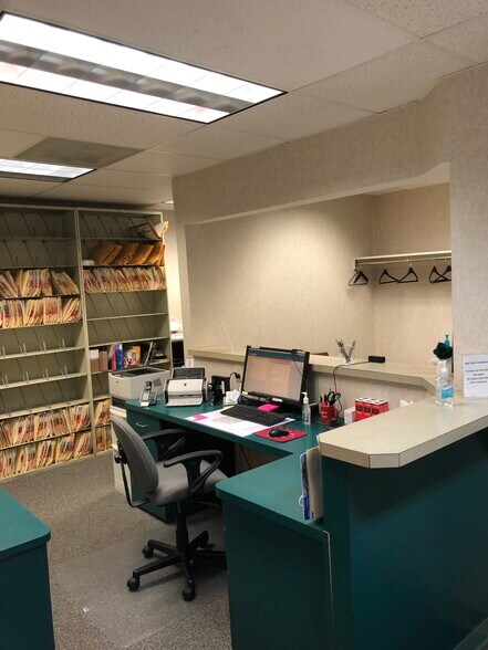 More Photos Of 1201 Nott St, Schenectady Medical For Sale