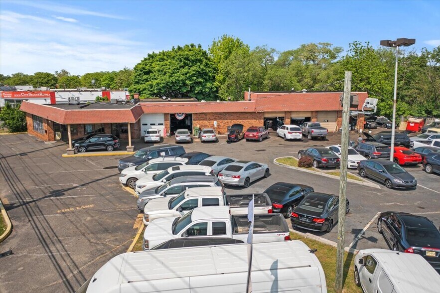 More Photos Of 4379 Route 130, Edgewater Park Auto Repair For Lease