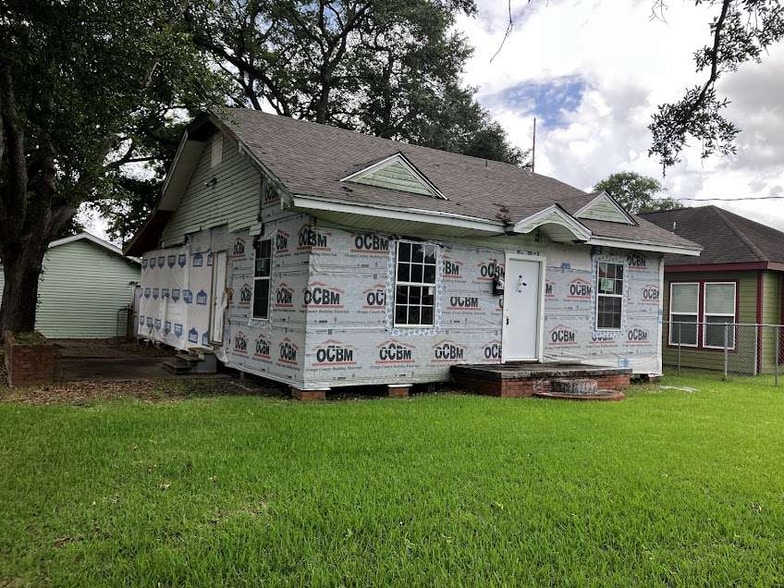 Primary Photo Of , Beaumont Specialty For Sale