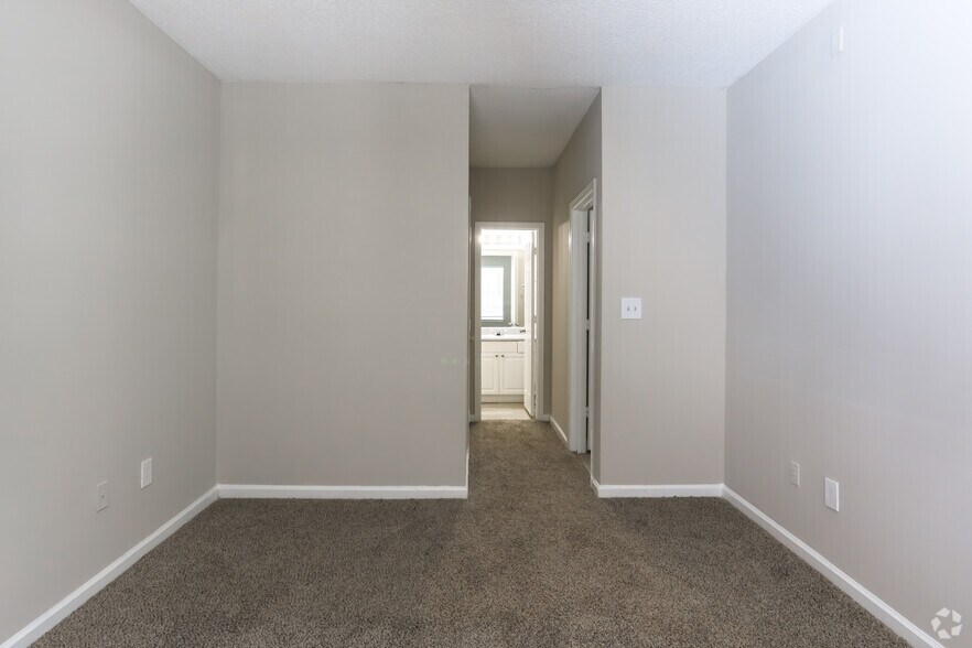 More Photos Of 6595 Mount Zion Blvd, Morrow Apartments For Sale