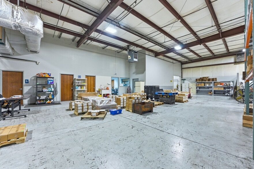 More Photos Of 3209 Clearfield Ct, Fort Wayne Warehouse For Sale
