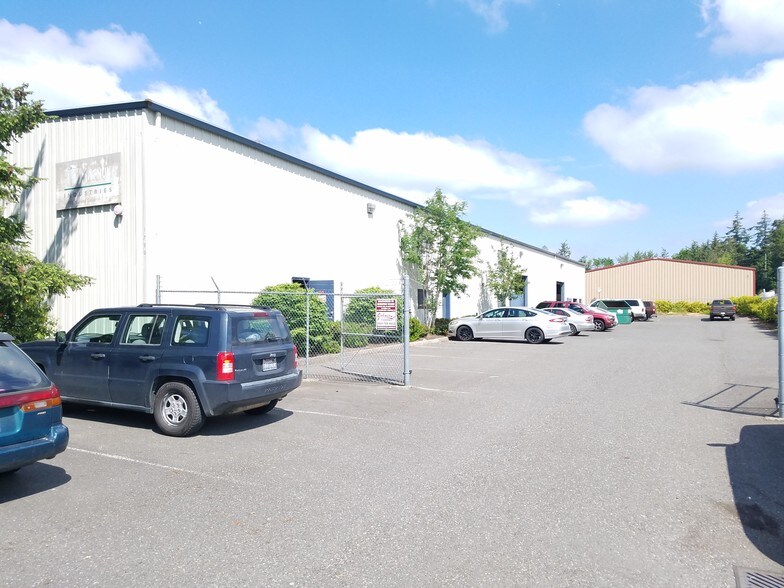 More Photos Of 1790 Midway Ln, Bellingham Warehouse For Lease