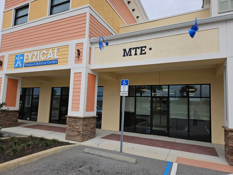 More Photos Of 3990 E SR 44, Wildwood Coworking Space