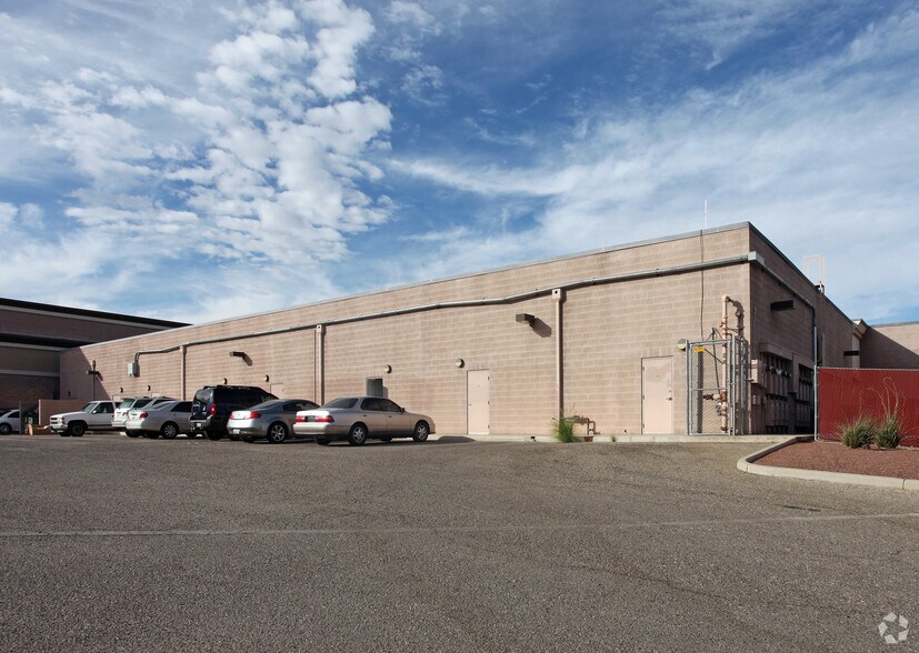 More Photos Of 9595 E Broadway Blvd, Tucson Unknown For Lease