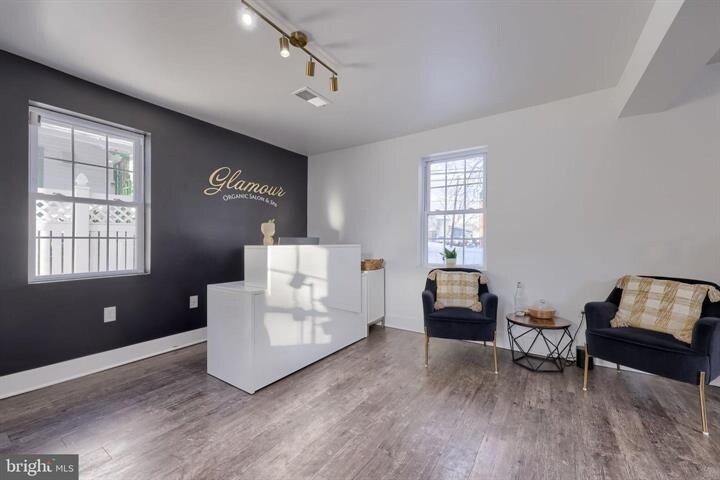 More Photos Of 2668 Lititz Pike, Lancaster Office For Sale