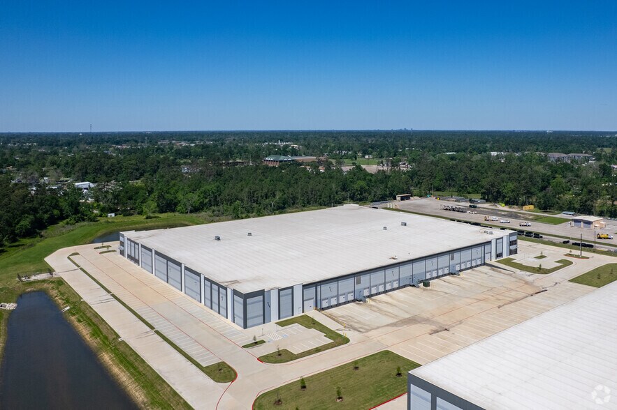 More Photos Of 6955 Mesa Dr, Houston Unknown For Lease