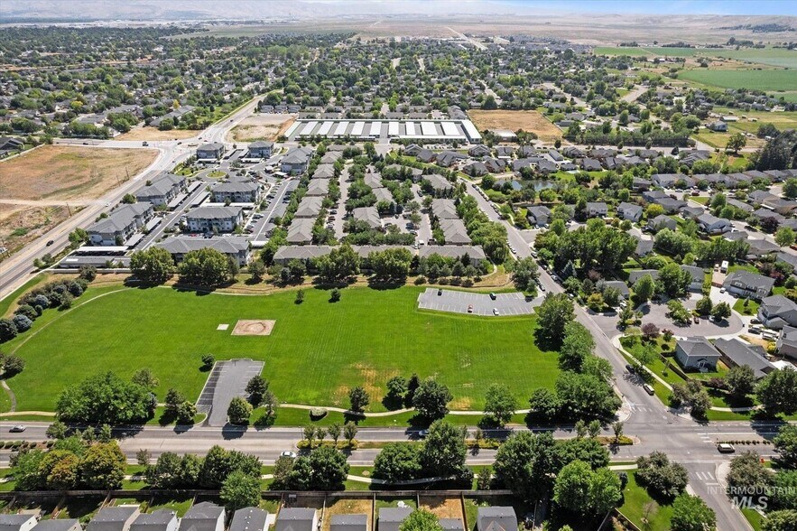 More Photos Of 9212 W Brogan Dr, Boise Apartments For Sale
