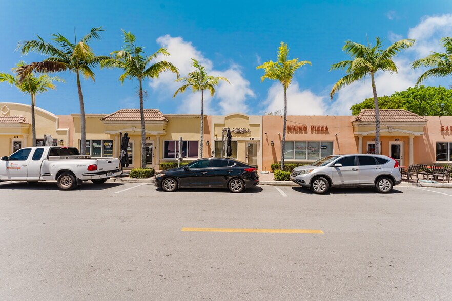 More Photos Of 101-161 NE 2nd Ave, Deerfield Beach Unknown For Lease