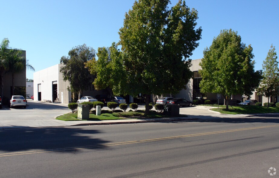 Primary Photo Of 8015 Silverton Ave, San Diego Manufacturing For Lease