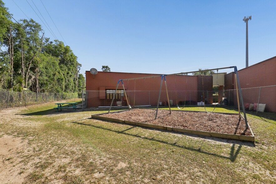 More Photos Of 772 Foxridge Center Dr, Orange Park Office For Sale