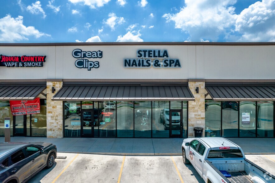 More Photos Of 7215 E Loop 1604, Converse General Retail For Sale