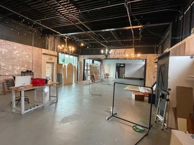 More Photos Of 116 W Bankhead Hwy, Villa Rica Storefront Retail Office For Sale