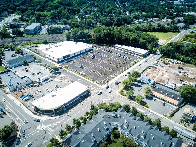 More Photos Of 655-657 Middlesex Ave, Metuchen Unknown For Lease