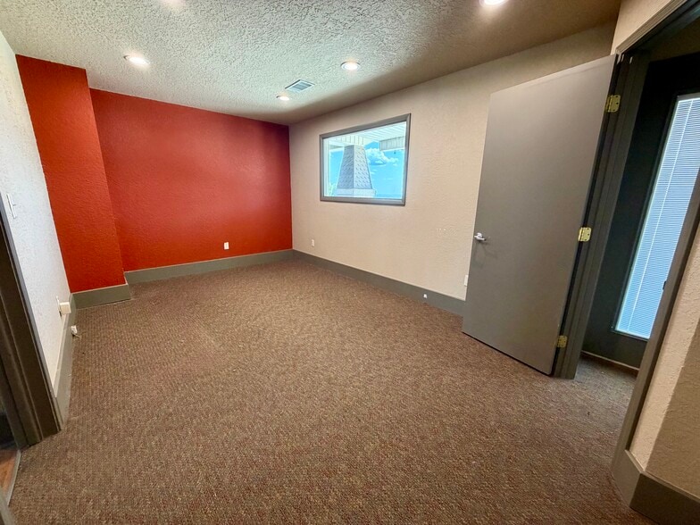More Photos Of 619 Fayetteville Rd, Van Buren Medical For Lease