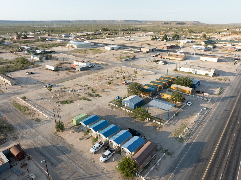 More Photos Of 673 State Hwy 385, Mccamey Trailer Camper Park For Sale