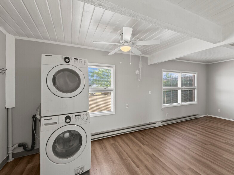 More Photos Of 5004-5010 E 1st Ave, Spokane Valley Apartments For Sale