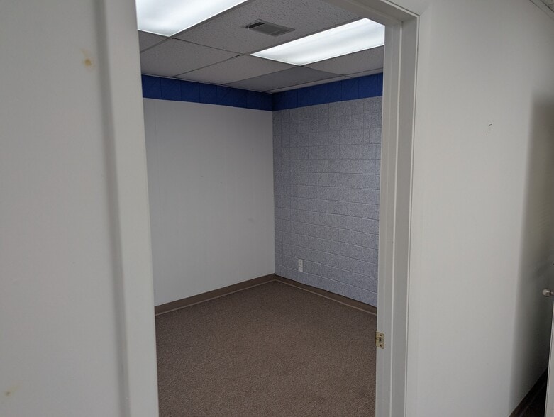 More Photos Of 7501 N University St, Peoria General Retail For Lease