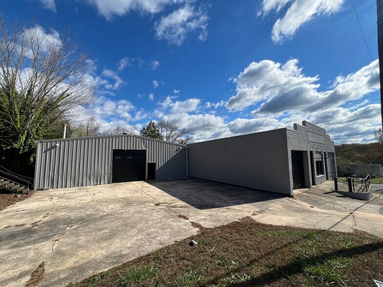 More Photos Of 353 Harwood St, Albemarle Light Distribution For Sale