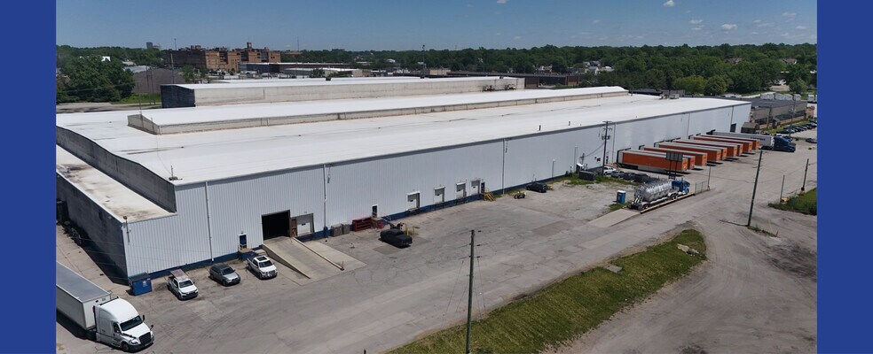 More Photos Of 1564 Firestone Pky, Akron Warehouse For Lease