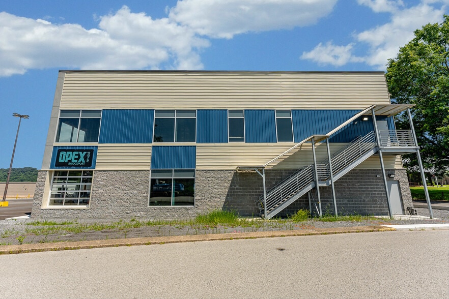 More Photos Of 152 Thompson Dr, Bridgeport Unknown For Lease