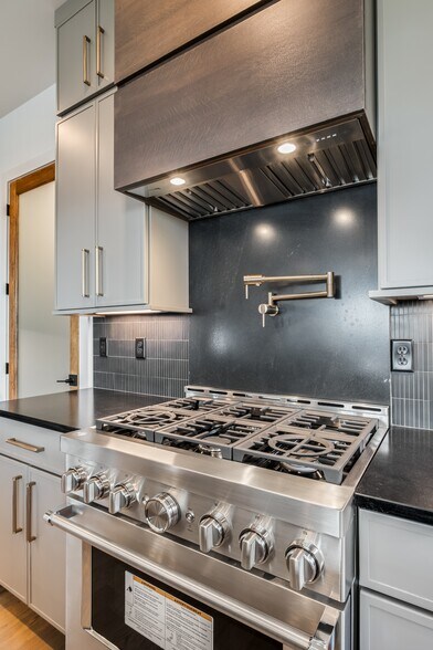 More Photos Of 2118 C-D Cliff dr, Nashville Apartments For Sale