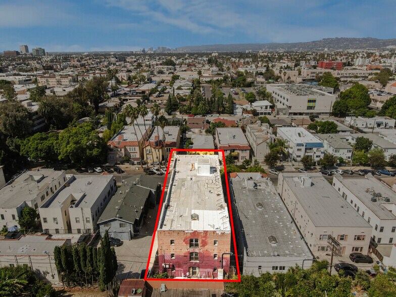 More Photos Of 138 S Westmoreland Ave, Los Angeles Apartments For Sale