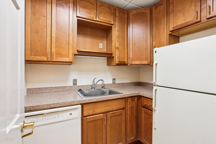 More Photos Of 1501 Duke St, Alexandria Office For Lease