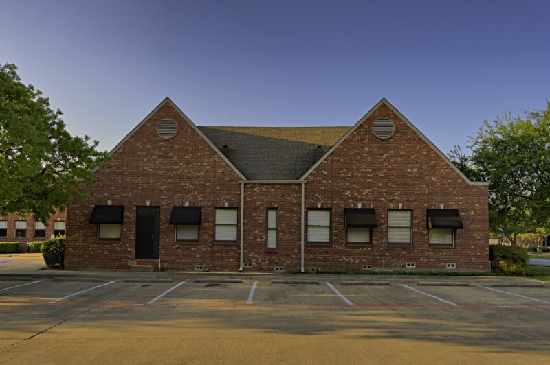 More Photos Of 230 N Park Blvd, Grapevine Medical For Lease