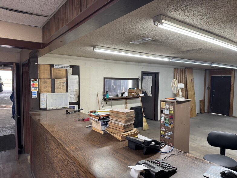 More Photos Of 5858 Bicentennial St, San Antonio Service For Lease