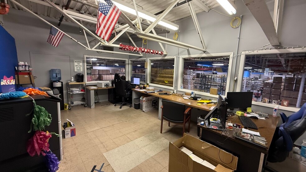 More Photos Of 125-155 Howard St, Phillipsburg Unknown For Lease