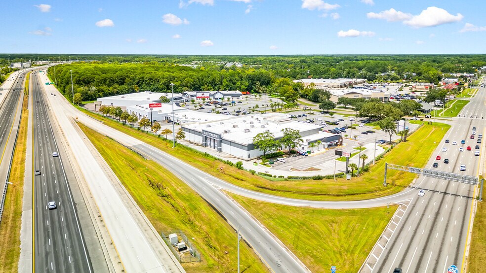 More Photos Of 6000 Lake Gray Blvd, Jacksonville Storefront For Lease