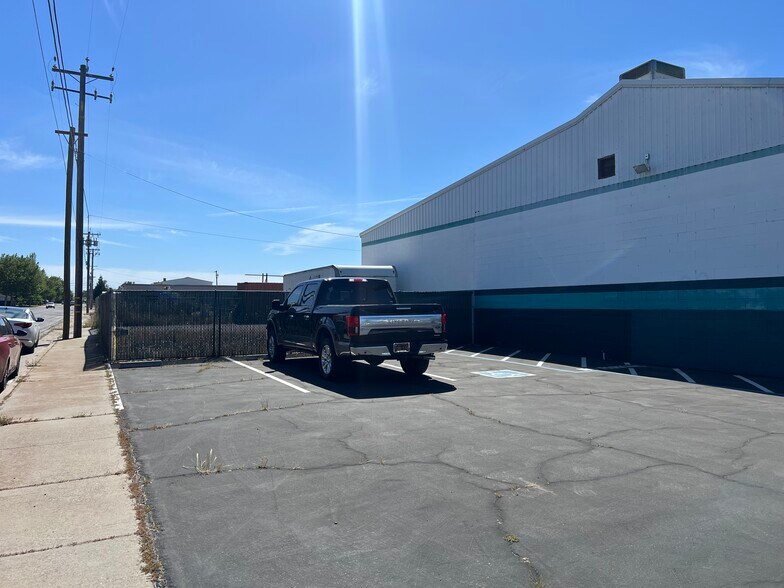 More Photos Of 1040 High St, Atwater Auto Repair For Lease