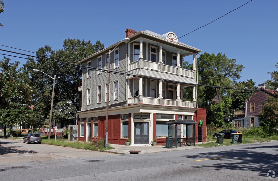 Primary Photo Of 2323 Barnard St, Savannah Storefront Retail Office For Lease