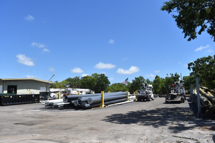 More Photos Of 11150 49th St N, Clearwater Truck Terminal For Lease