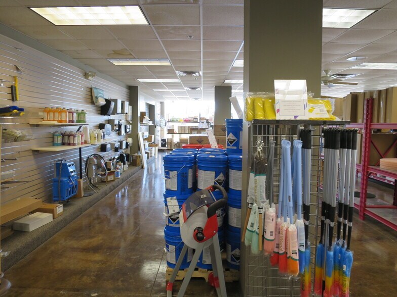 More Photos Of 3394 Winchester Rd, Memphis Warehouse For Sale