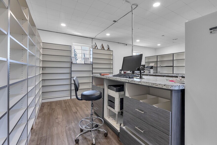 More Photos Of 34845 23 Mile Rd, Chesterfield Office For Sale