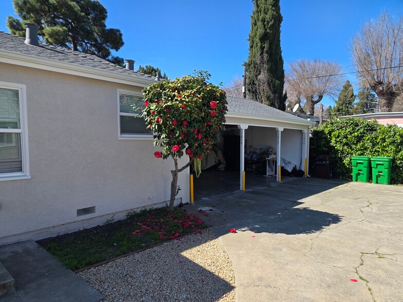 More Photos Of 1315 135th Ave, San Leandro Apartments For Sale