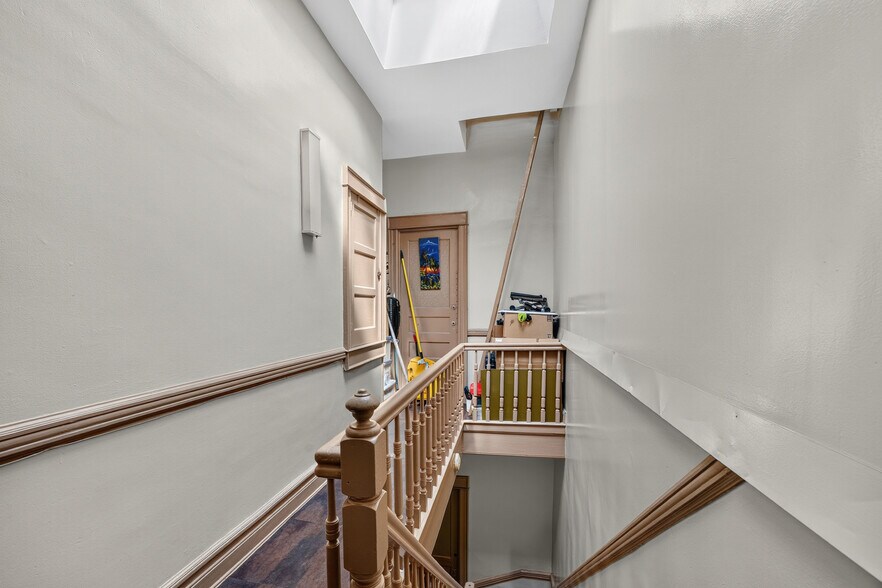 More Photos Of 6049 68th Ave, Ridgewood Apartments For Sale