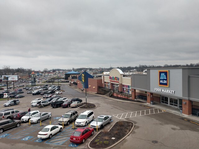 More Photos Of , Cincinnati General Retail For Sale