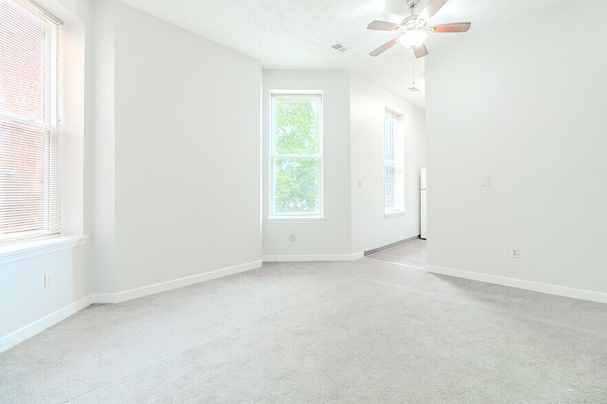 More Photos Of , Pittsburgh Multifamily For Sale