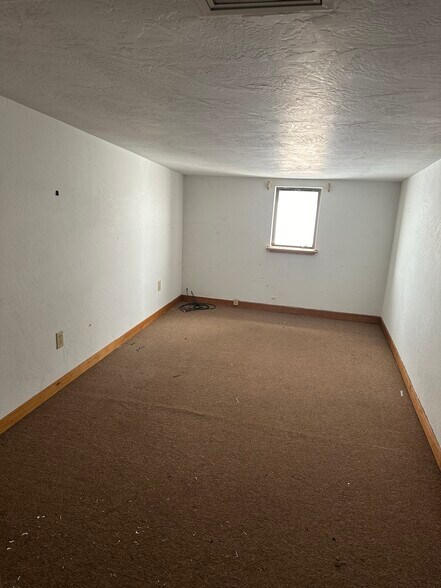 More Photos Of 722 Locust St, Garberville Storefront Retail Residential For Sale