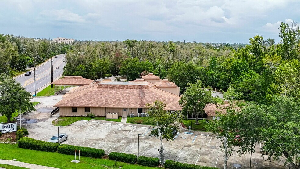 More Photos Of 1600 Jenks Ave, Panama City Medical For Sale