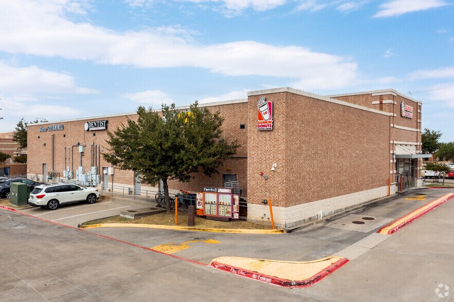 More Photos Of 2875 Main St, Frisco Storefront Retail Office For Lease
