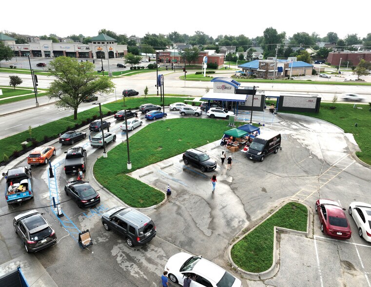 More Photos Of 2350 Edgewood Rd SW, Cedar Rapids Fast Food For Sale