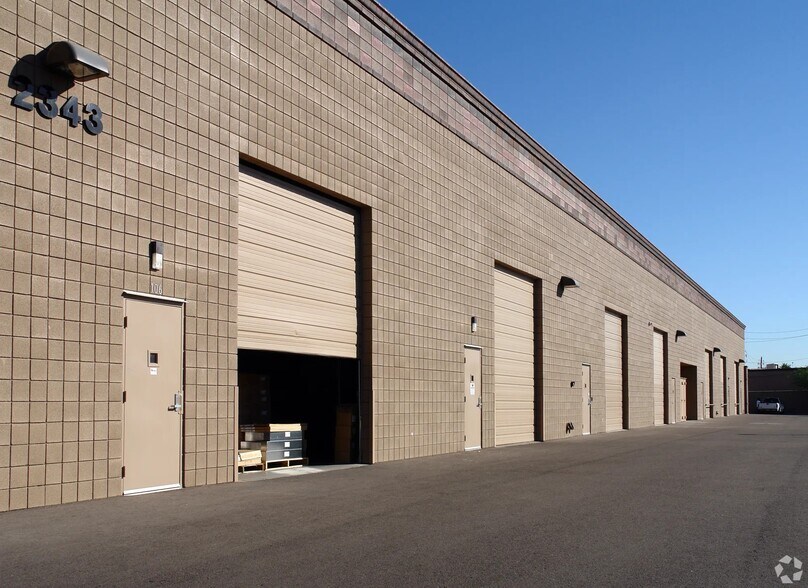 More Photos Of 2343 W University Dr, Tempe Warehouse For Lease