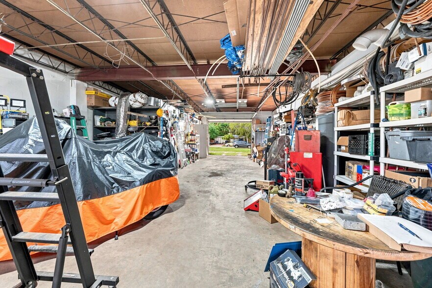 More Photos Of 4643 73rd Ave, Pinellas Park Manufacturing For Sale